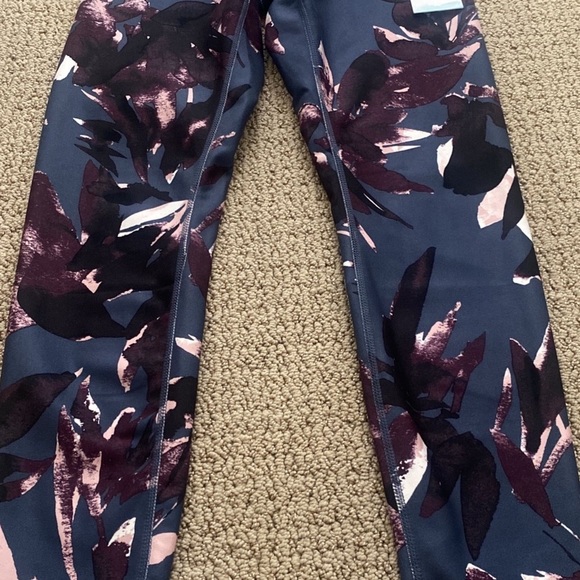 Flower Leggings Size Small - Picture 2 of 2